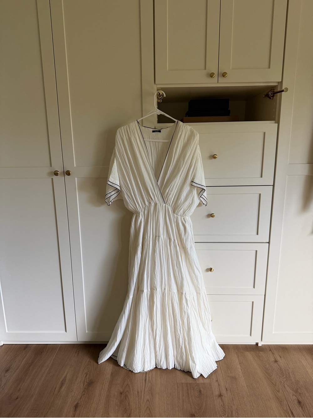 Massimo Dutti Cream V-Neck Tiered Maxi Dress